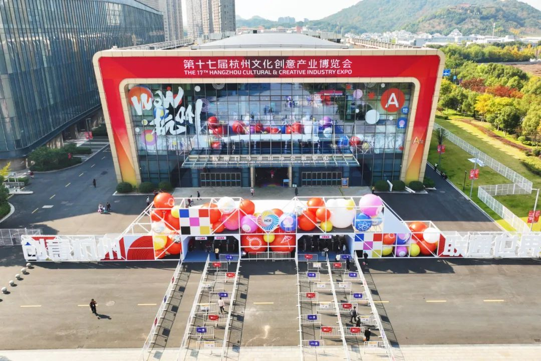 在文博会现场玩“穿越”？ag平台网站“潮”科技很吸睛！
